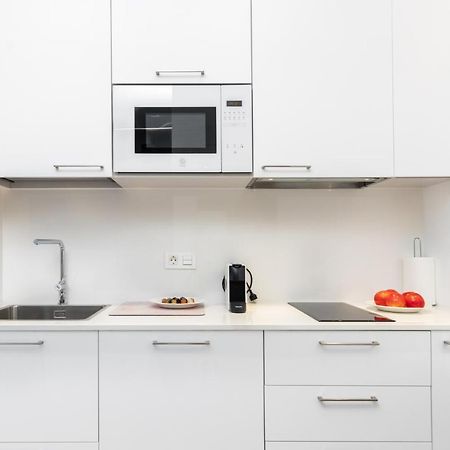 Santa Marina Apartamentuak ซาเราทซ์ ภายนอก รูปภาพ