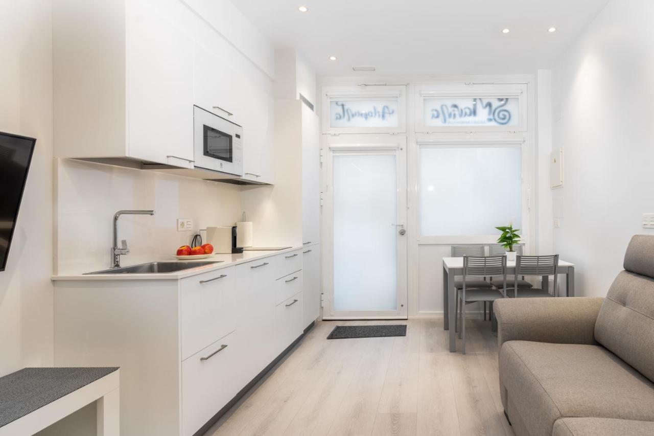 Santa Marina Apartamentuak ซาเราทซ์ ภายนอก รูปภาพ