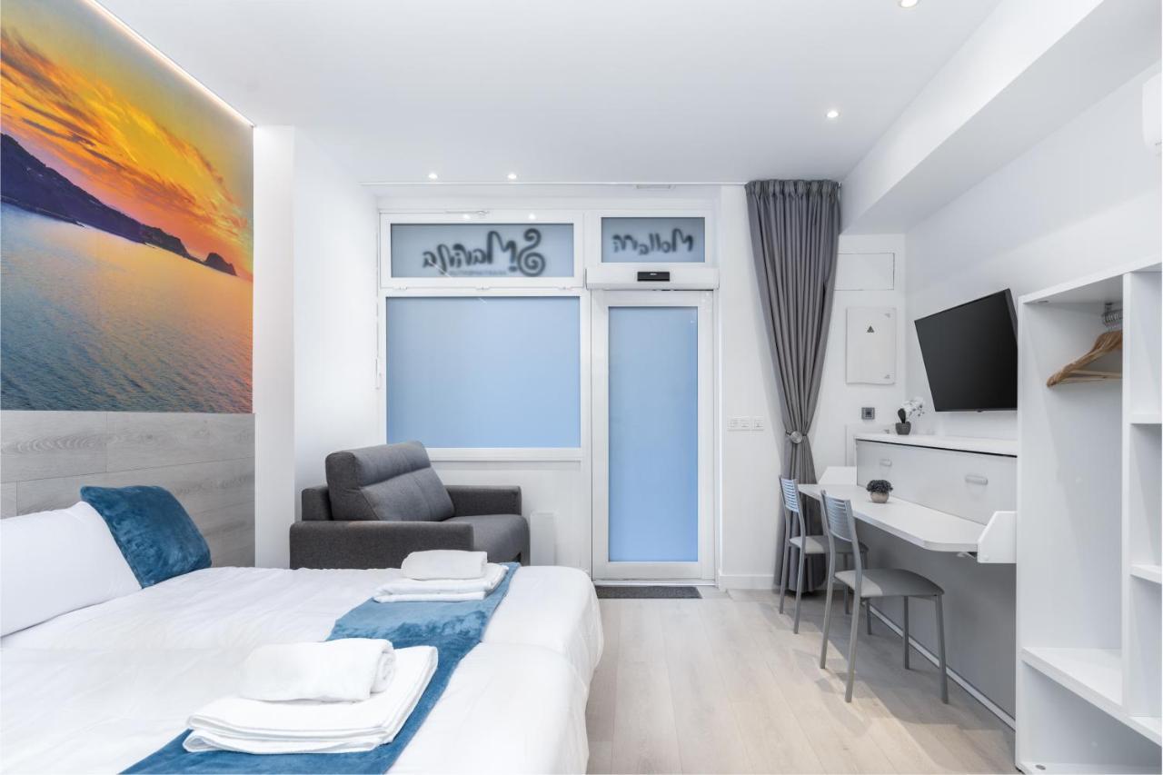 Santa Marina Apartamentuak ซาเราทซ์ ภายนอก รูปภาพ